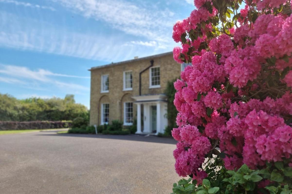 Hadlow Manor Hotell Eksteriør bilde