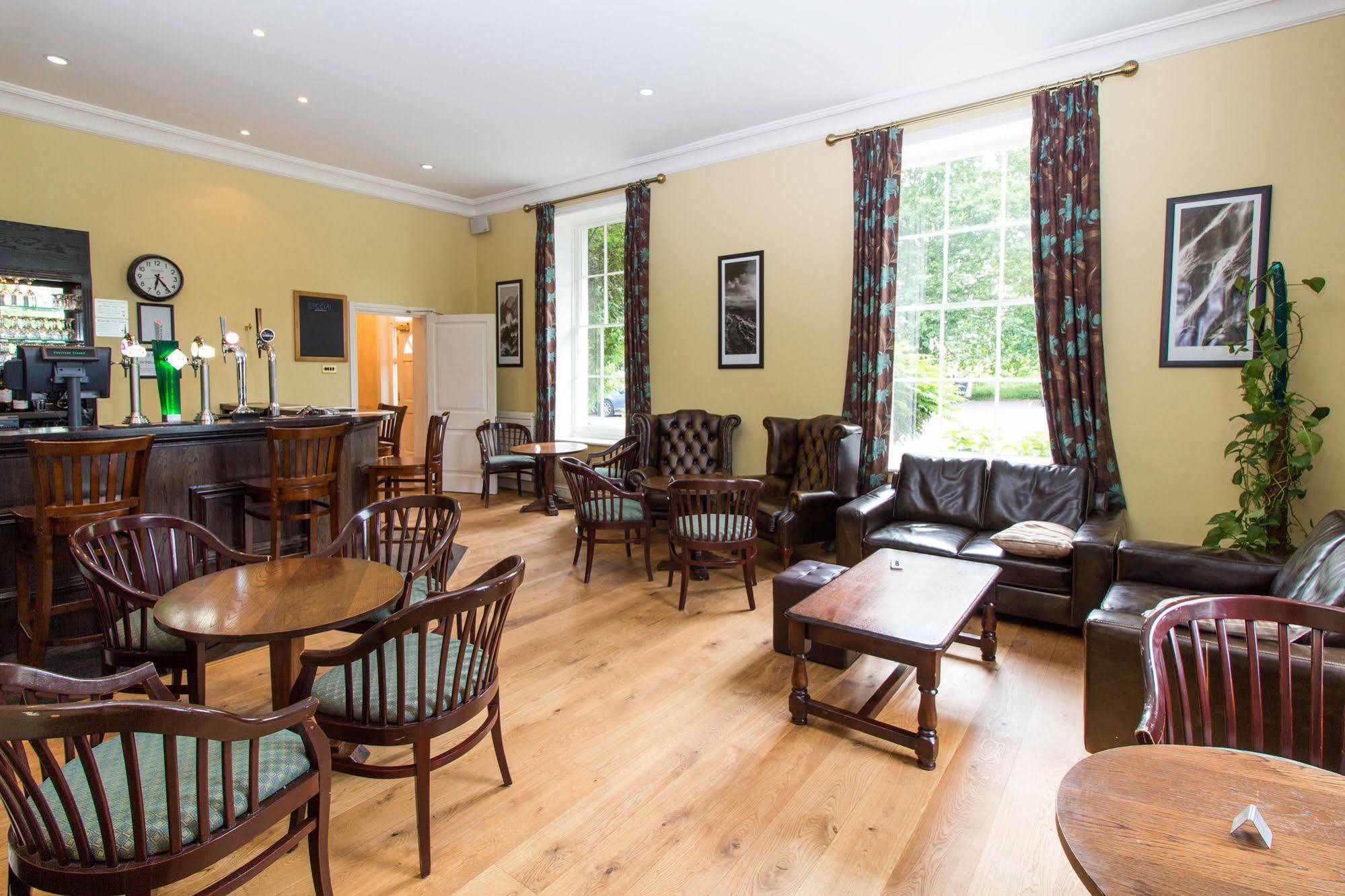 Hadlow Manor Eksteriør bilde